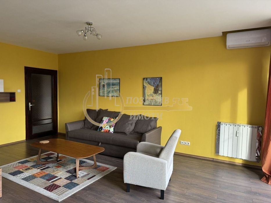 Дава се под наем Тристаен апартамент в София, Център - 110 кв.м за 1050 € - Снимка #1