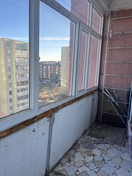 Продаю 2 ком квартира