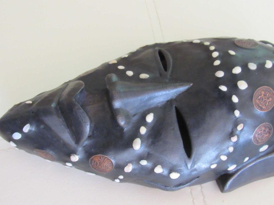 Африканска маска с медни инкрустации-голяма