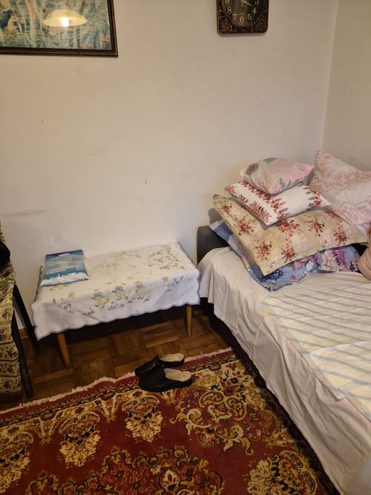 Vând apartament 2 camere, parter, Micro 1 , bloc cărămidă.