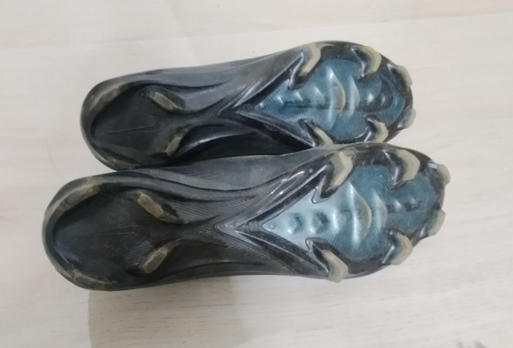 Nike mercurial в черном расцветке