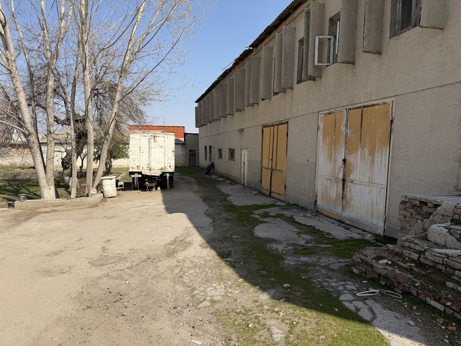 Продаётся склад под бизнес  Соток 11.250$