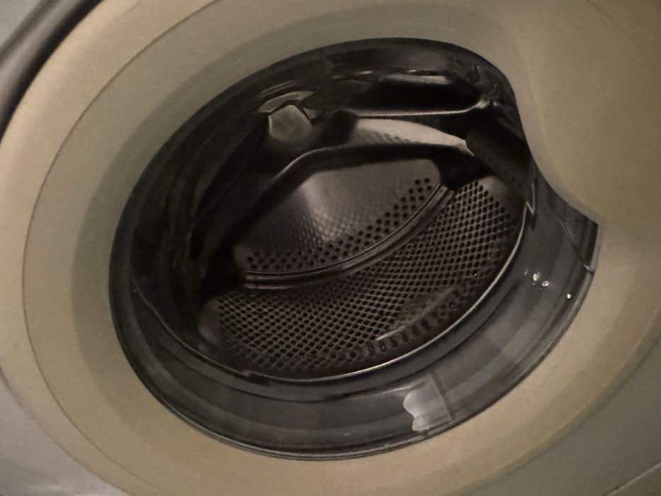 Продам стиралку срочно