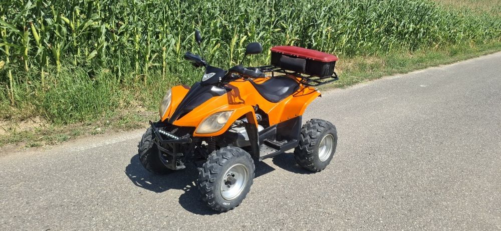 Vând atv sym 300cc.