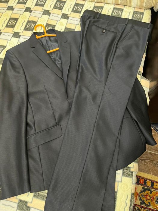 Продам мужской костюм Bremer срочно!