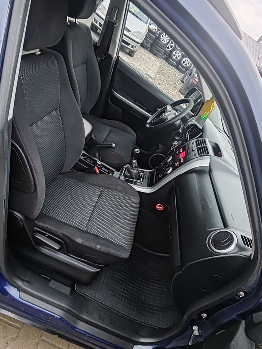 Vând sau schimb Suzuki grand vitara