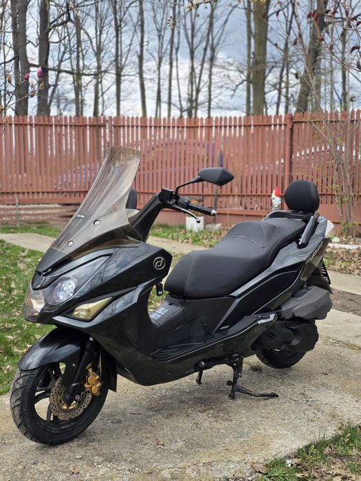 MAXI SCUTER DAELIM 300 2015 stare perfecta scuter A2 yamaha honda kawasaki suzuki cf moto