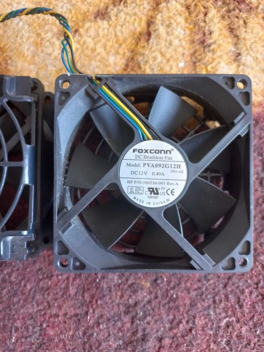 Coolere  noi  pentru  laptop  si  placi  de  baza