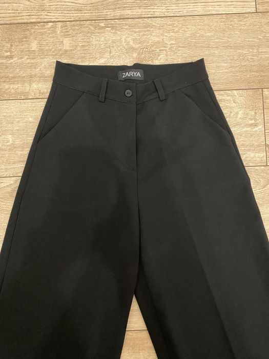 Широкий черные брюки