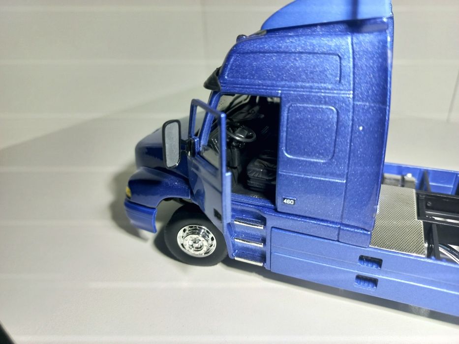 1:50 Motorart Volvo NH12 + Volvo BL71
