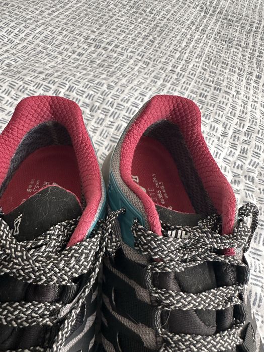 Дамски маратонки за трейл inov8