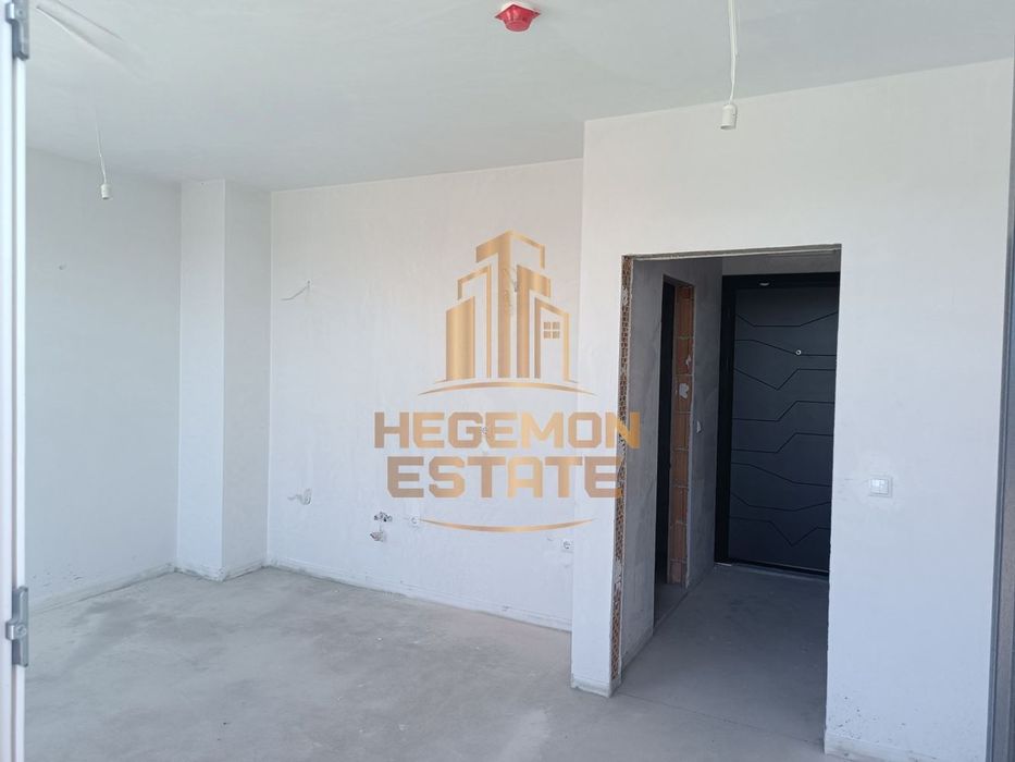 Продава се Двустаен апартамент в Варна, Кайсиева градина - 67 кв.м за 906 €/кв.м - Снимка #1