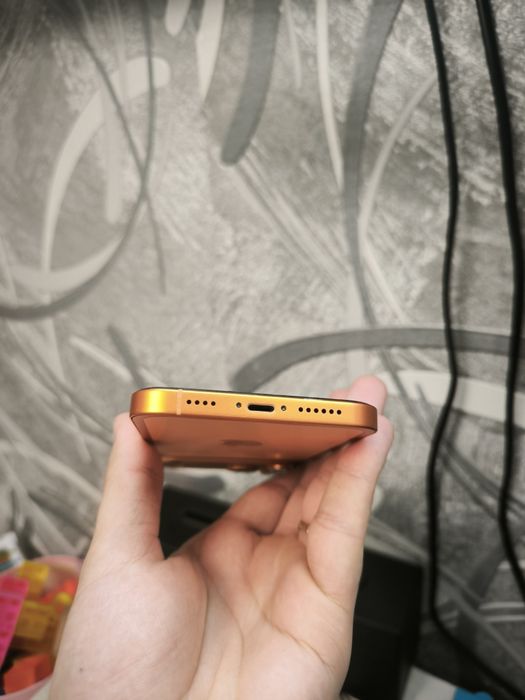 iPhone XR в корпусе 17 PRO 64gb 75%акб ОБМЕН.