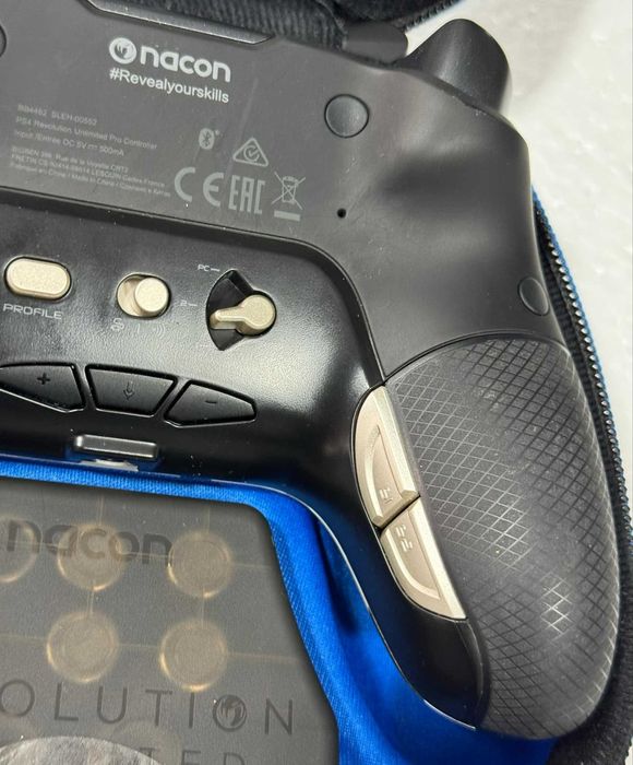 Безжичен геймърски контролер Nacon PS4 Revolution Unlimited Pro BB4462