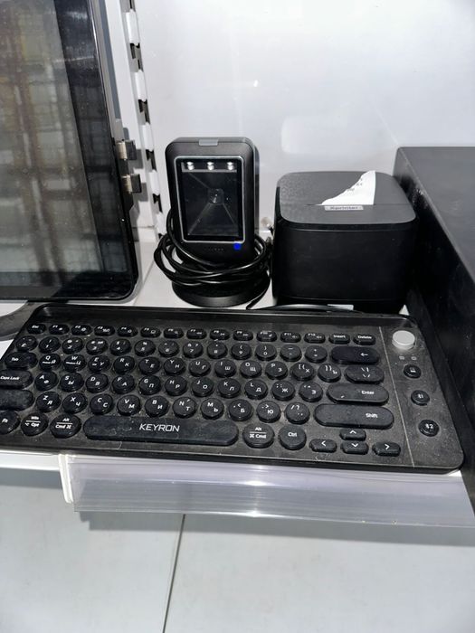 Кассовый аппарат Umag. Весы