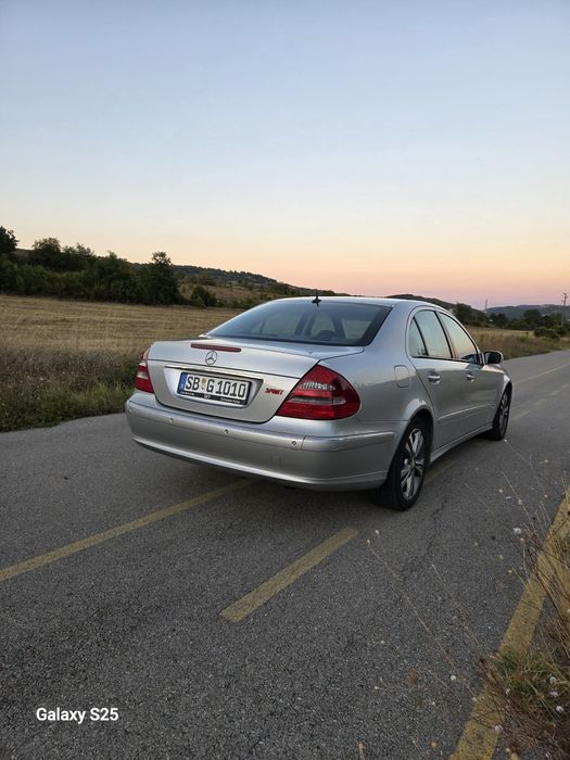 Mercedes W211 E270 CDI Avantgarde 5G Tronic