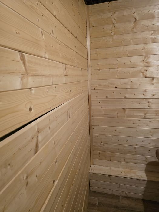 Продам полки в сауну , ваганку, брус для сауны б/у.
