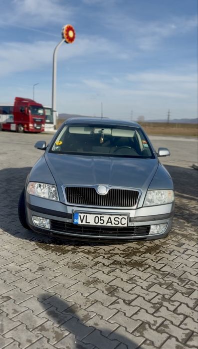 Skoda Octavia  .