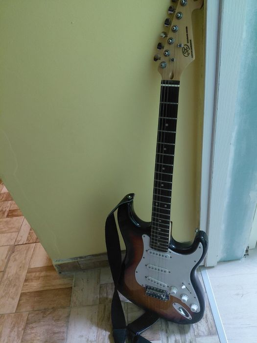Китара SX SE1 3-Tone Sunburst