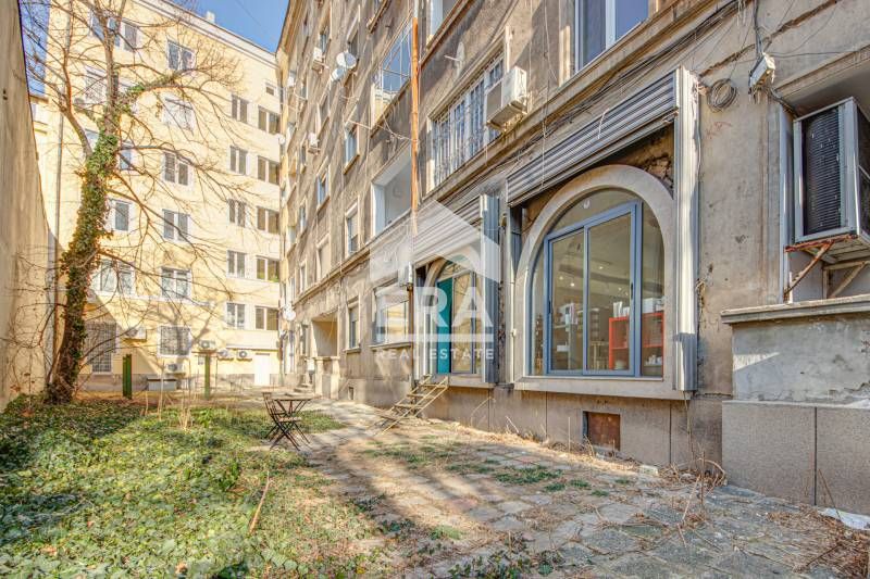 Дава се под наем Магазин в София, Център - 100 кв.м за 1700 € - Снимка #7