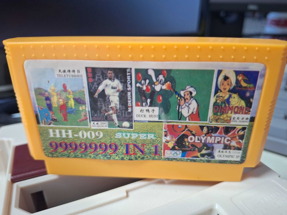 Olympic 9999999 in 1, caseta discheta clasica cu joc pentru consola TV