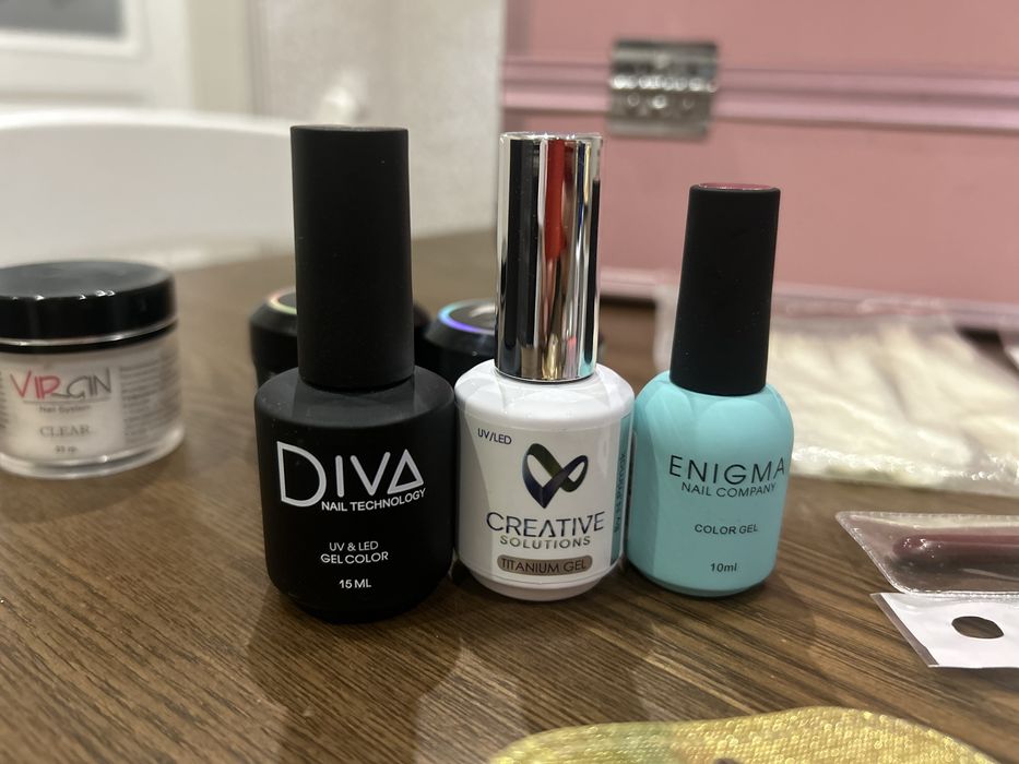 Продам все для маникюра