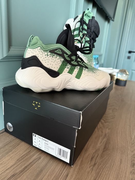 Нови маратонки  с кутии