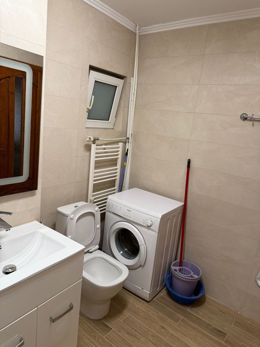 Inchiriez apartament 2 camere