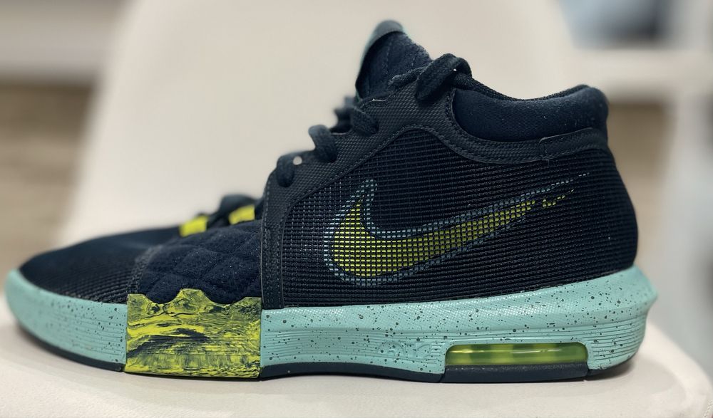 Маратонки Nike LeBron Witness 8 - №48