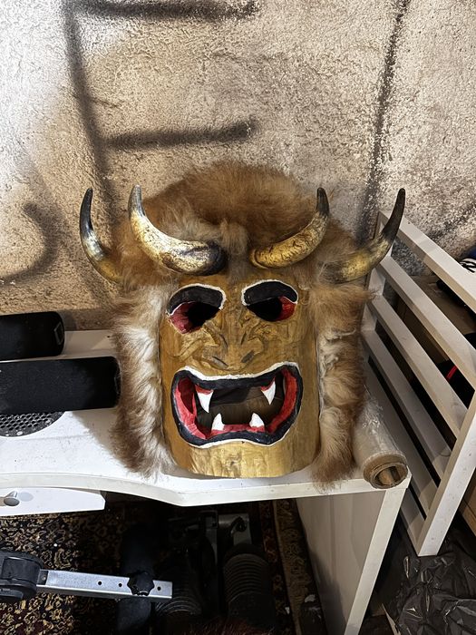 Изработка на кукерски маски и тояги за сурва