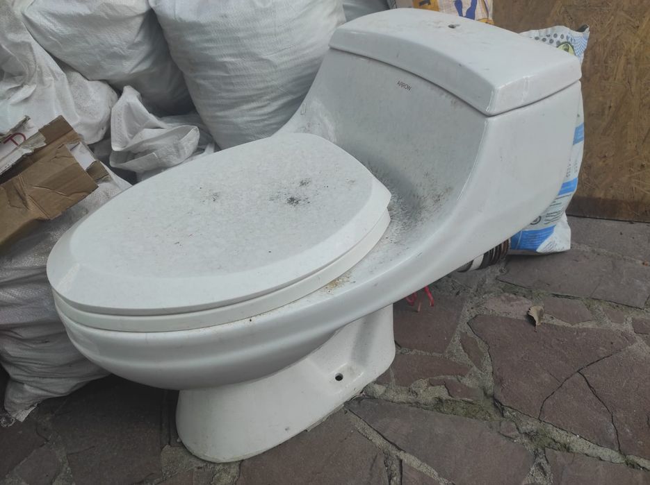Замечательный Унитазик