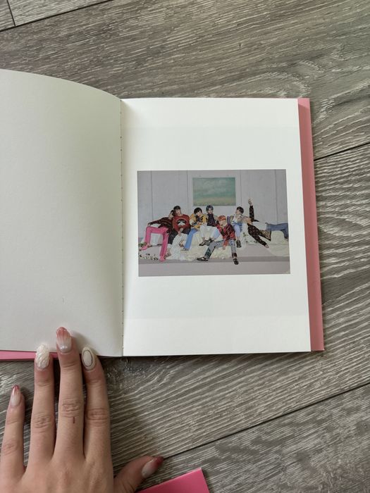 албум: BTS- Persona: ver. 4