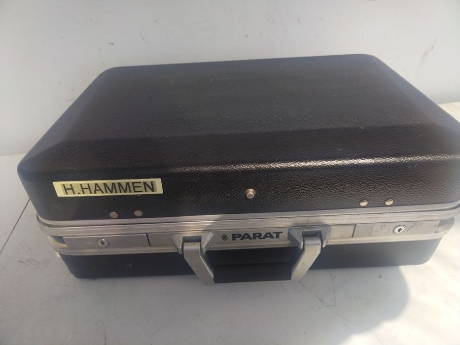 Куфар за Ел. инструменти Parrat /Wisent
Множество отделения!
Марки: