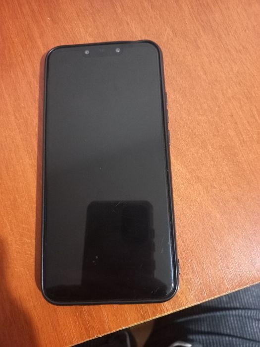 Продам телефон HUAWEI.