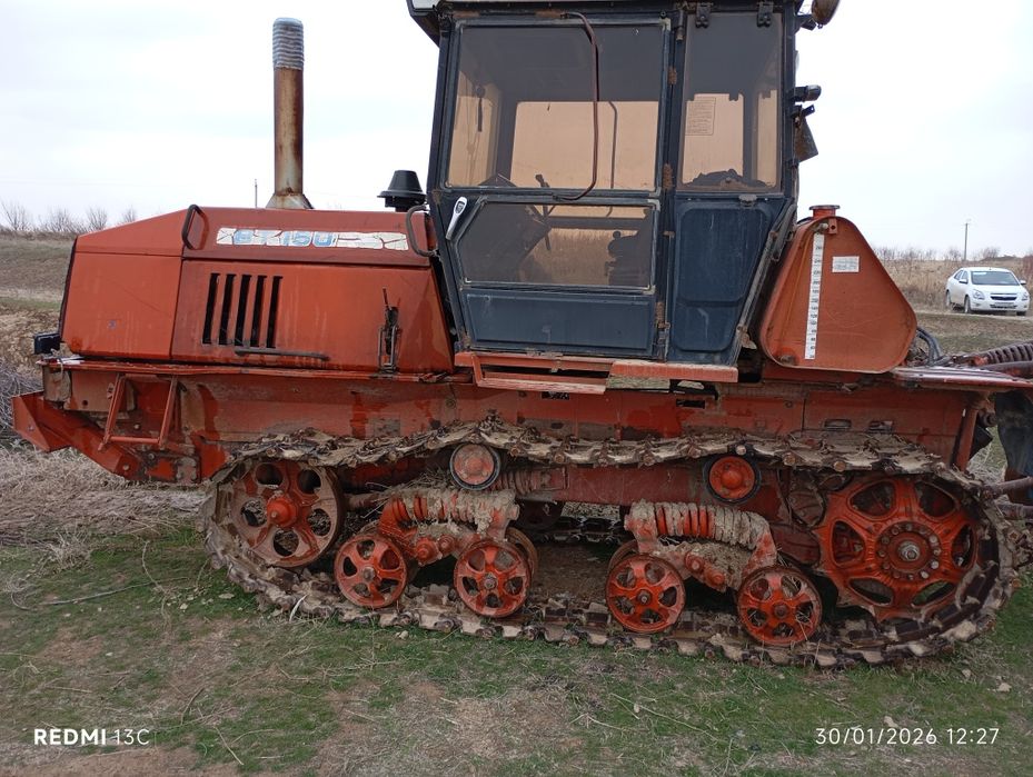 BT 150 traktorri