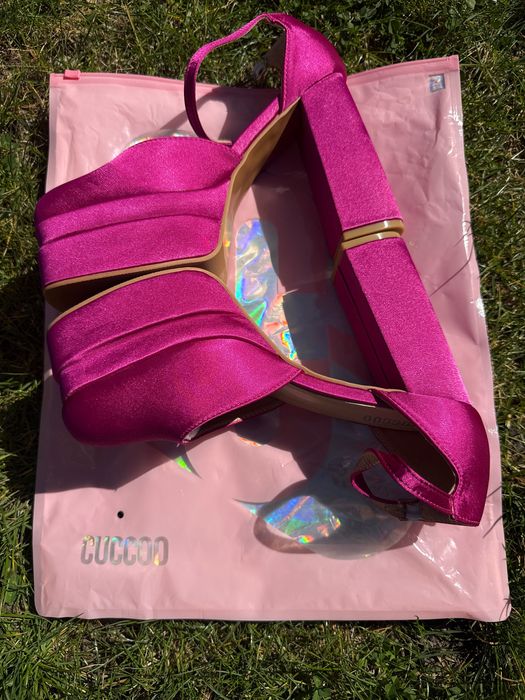 Дамски Hot Pink сатенени токчета Cuccoo / Чисто нови