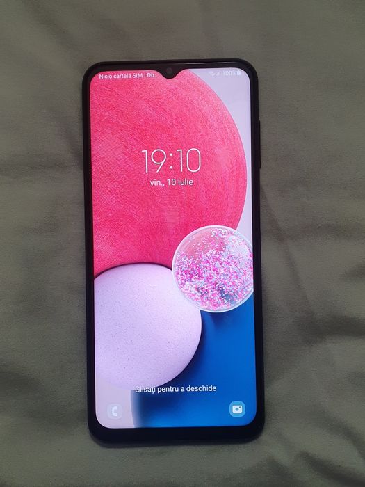 Tel. Samsung A13.