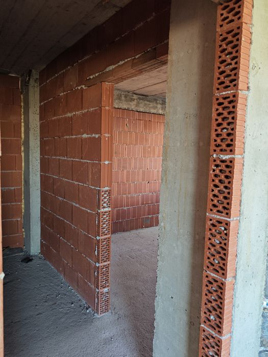 Продава се Двустаен апартамент в София, Център - 74 кв.м за 2541 €/кв.м - Снимка #2