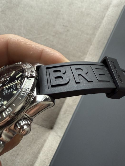 Breitling Blackbird chronometre A44359