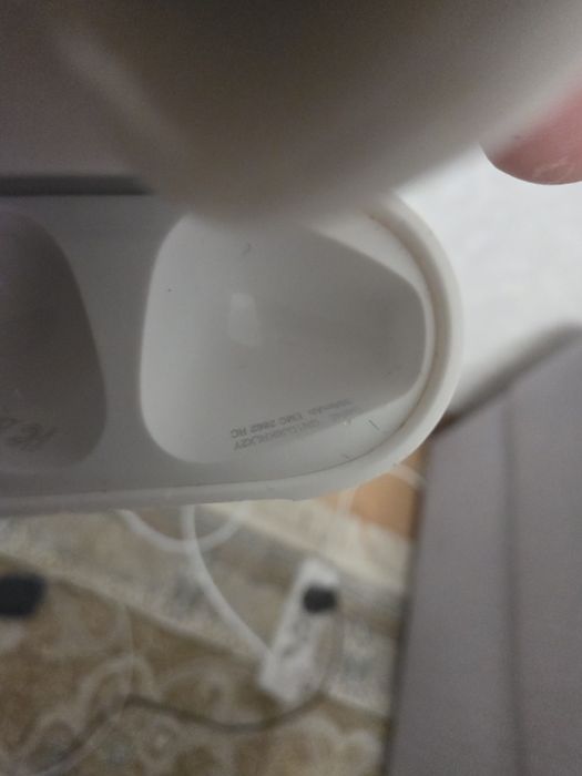 AirPods 2 поколения