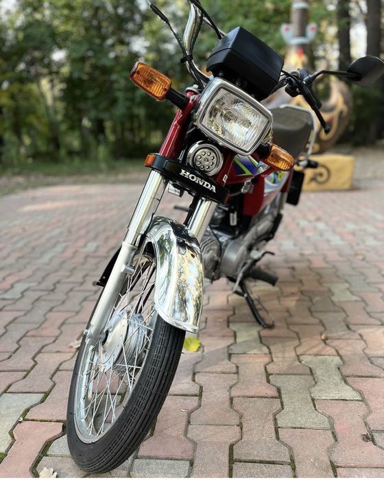 Новая оригинальная Honda CD 70