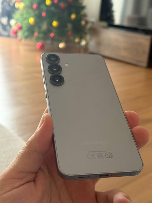 Samsung S25 plus 256.