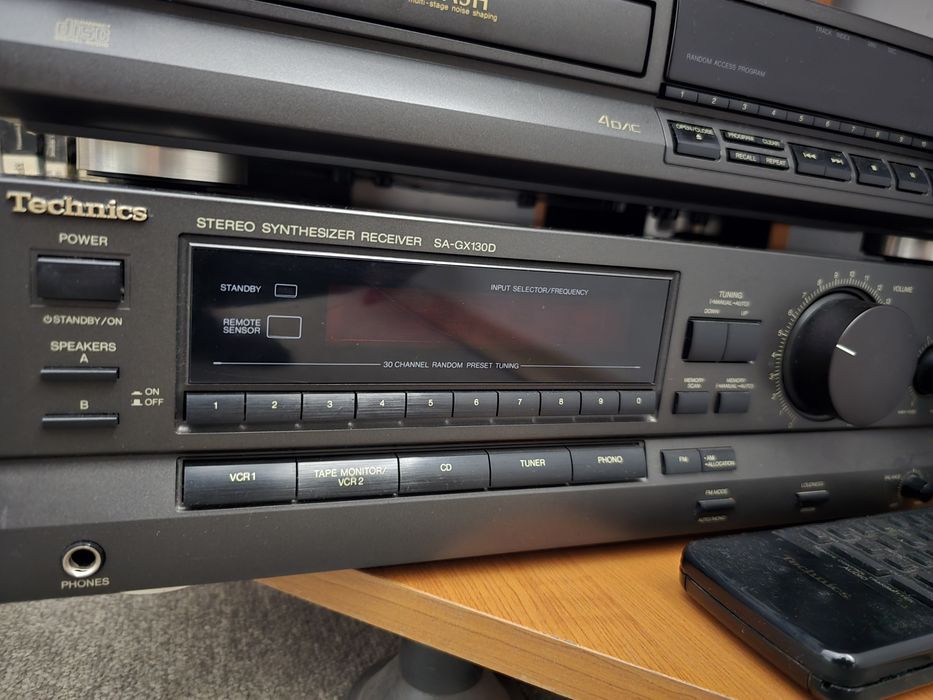 Technics CD player SL-PG340A si amplitunner SA-GX130D cu telecomanda RAK-SA011XH