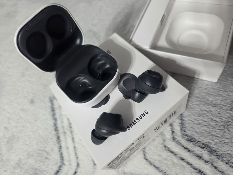 Наушники SAMSUNG Galaxy Buds FE графит
