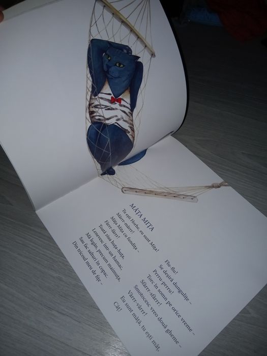 Cartea "Truli-Ruli" cu povești