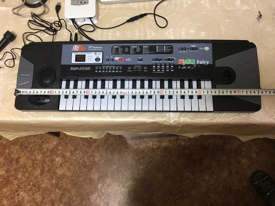 Отличный подарок ребенку детский музыкальный синтезатор