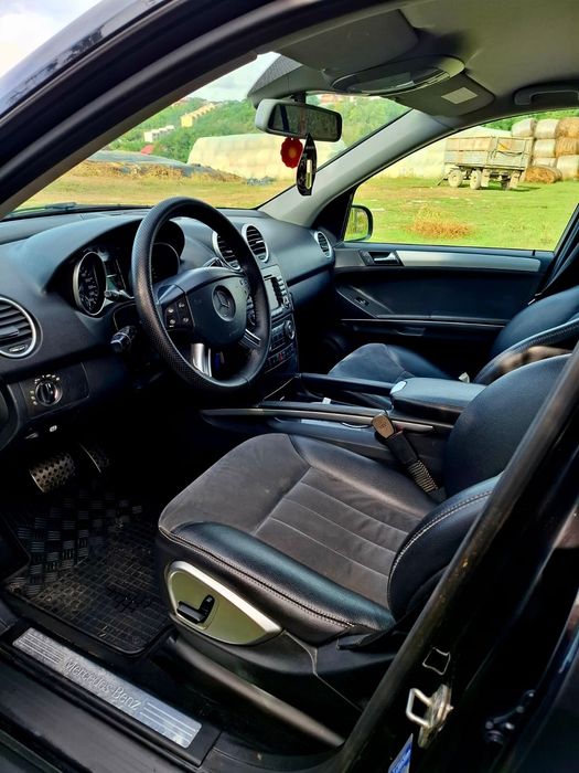 Vând Mercedes ML 2008