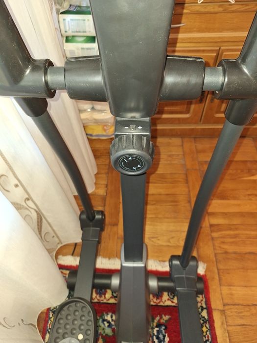 Bicicletă eliptica Techfit E500