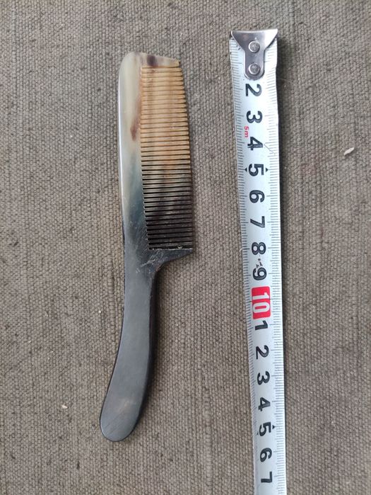 Продавам гребенчета от естествен материал