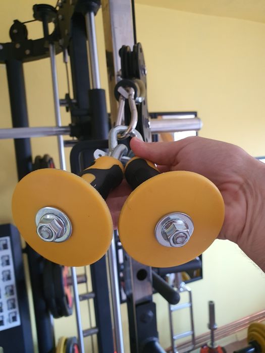 set manere ergonomice antrenament triceps, umeri, biceps, fitness, gym